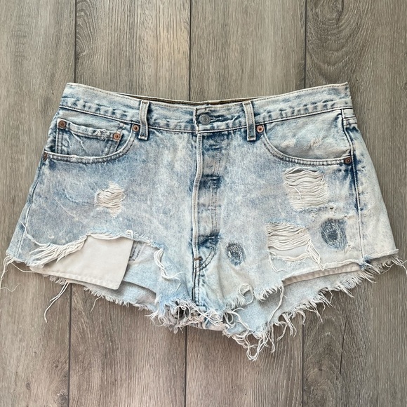 Vintage Levi’s 90s High Rise 501s Cutoff Shorts 35 - Picture 1 of 9